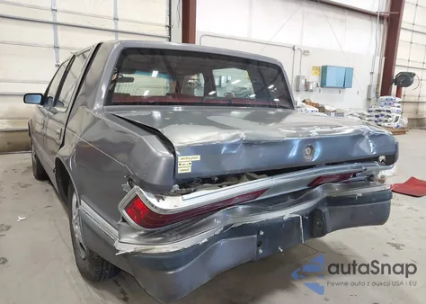 1993 Dodge Dynasty z USA, uszkodzony, nr VIN 1B3XC46R4PD197875